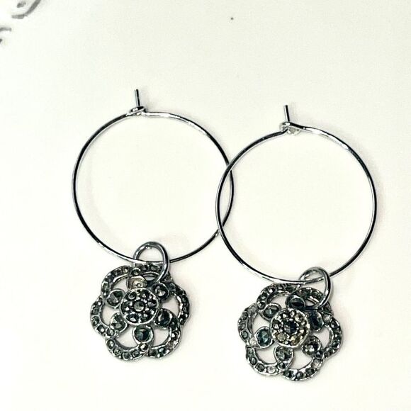 HANDCRAFTED dainty silver-tone hoops & marcasite earrings - Picture 3 of 4